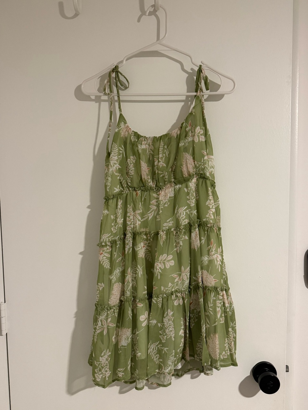 Sage Green Floral Tiered Midi Dress Tie Strap Cottagecore M